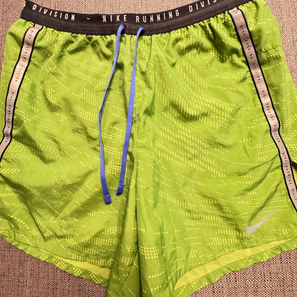 Nike Running Division Dri-FIT Shorts Lime Green Patterned Small Zipper Pocket